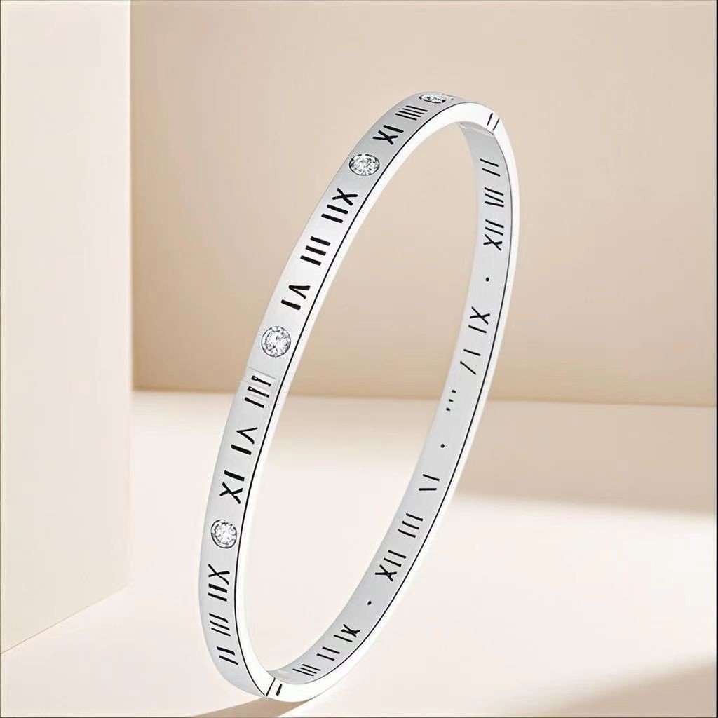 4-Piece Elegant Stainless Steel Bracelet Set, Fashionable Classic Design